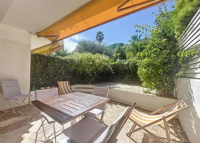 A Deux Pas Des Plages Piscine 346L Franchi