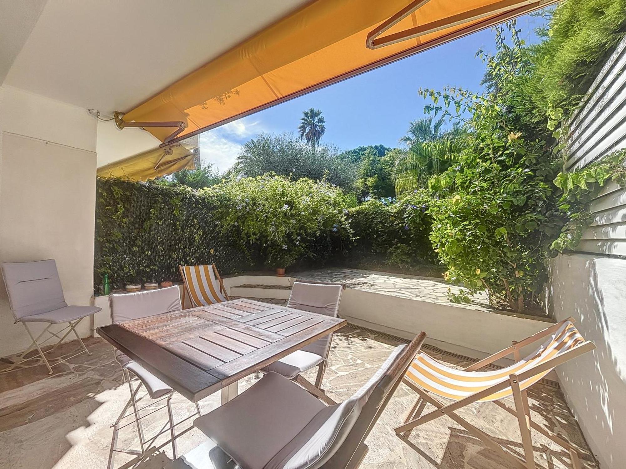 Appartement A Deux Pas Des Plages Piscine 346l Franchi